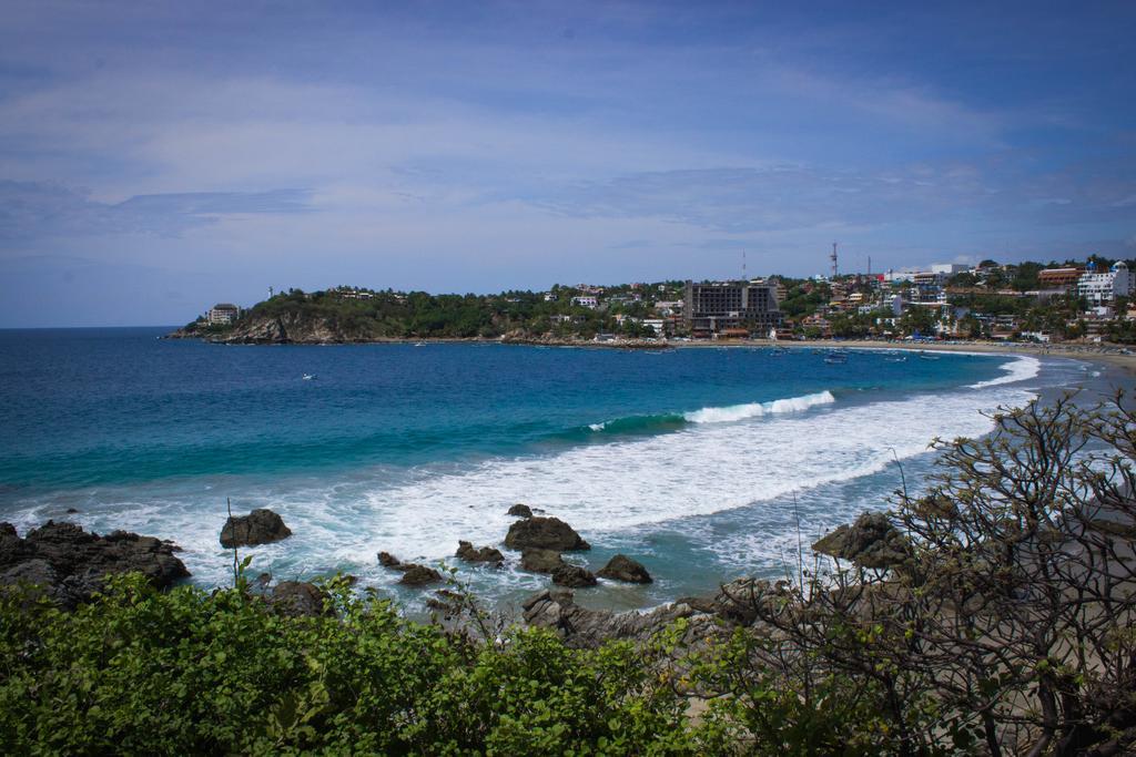 Hotel & Suites Punta Esmeralda Puerto Escondido  Exterior photo