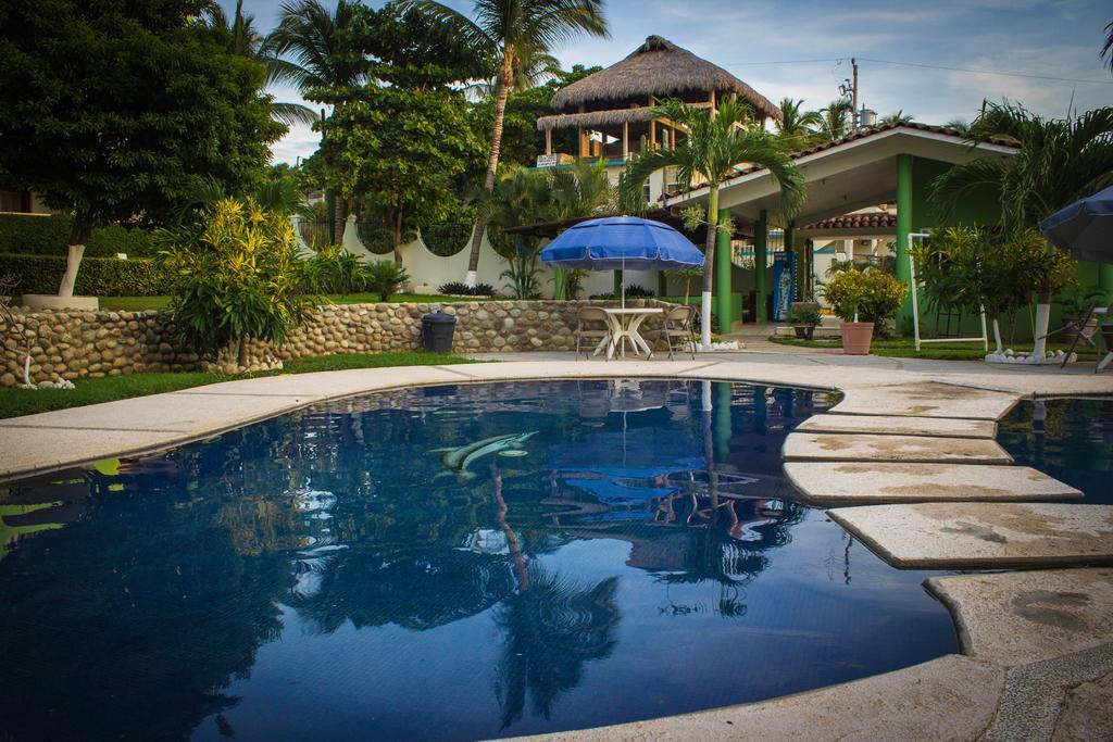 Hotel & Suites Punta Esmeralda Puerto Escondido  Exterior photo